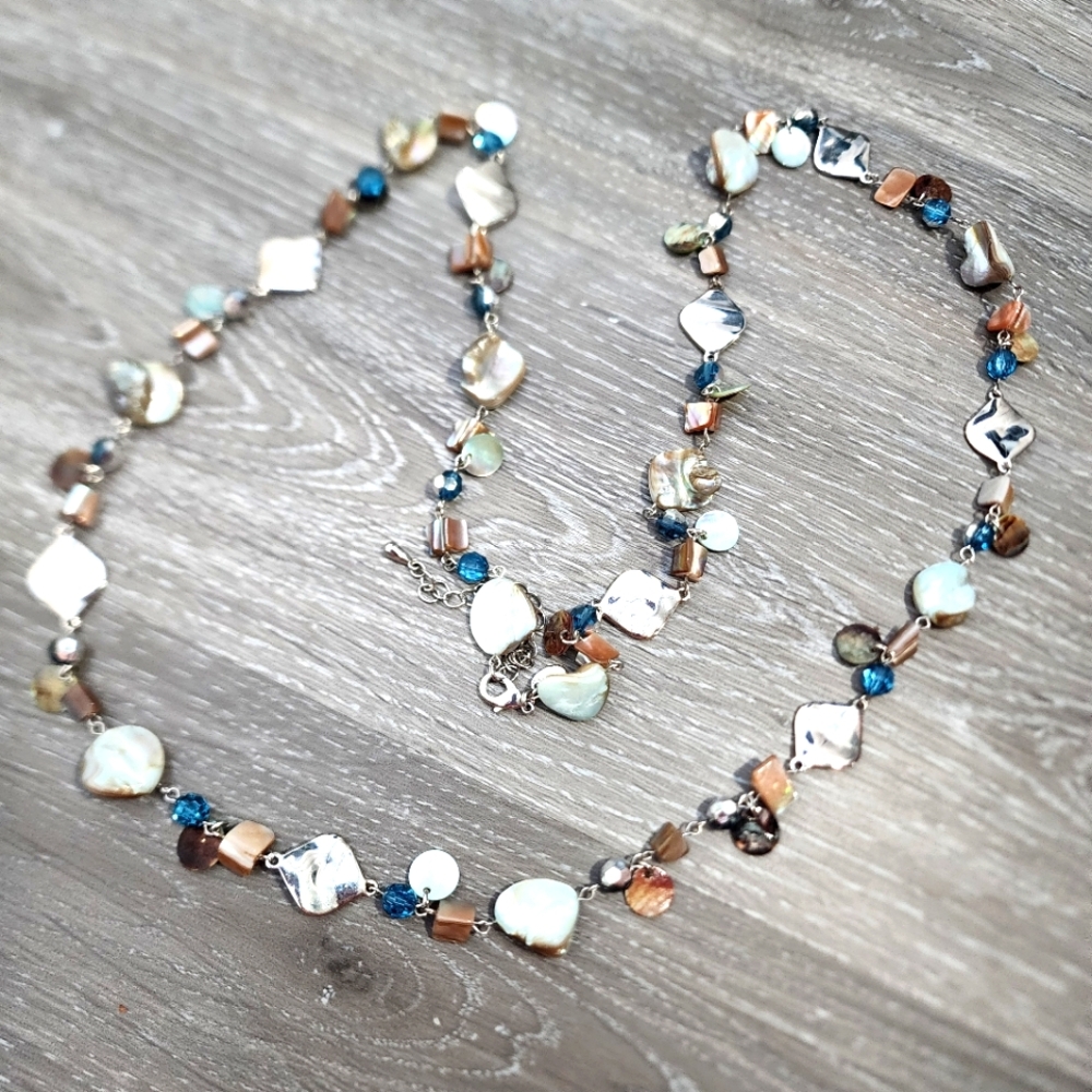 Elegant Multicolor Shell Necklace Lia Sophia